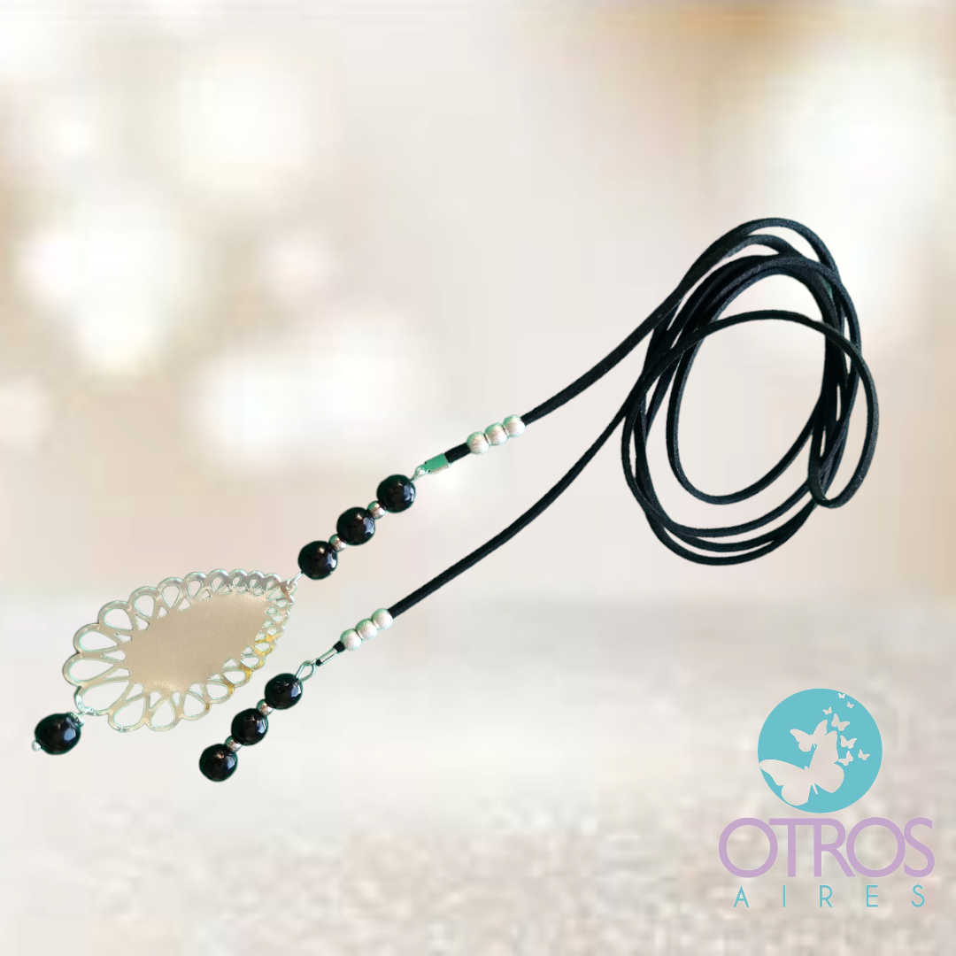 Collar gamuza - Protección y equilibrio